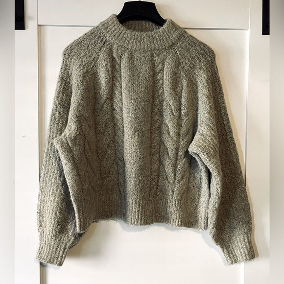 Universal Thread Sweater - Picture 2 of 6